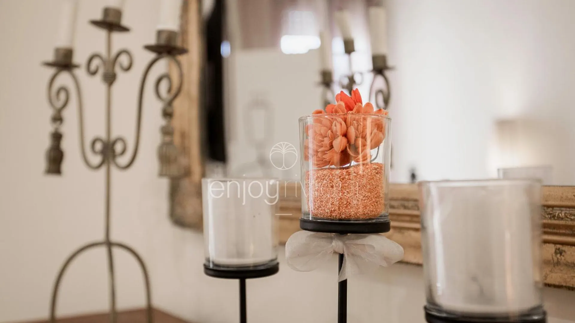 Palais Miramar - Suite & E37 - 20M Plage - Croisette Emplacement Unique - Wifi - Clim Cannes France